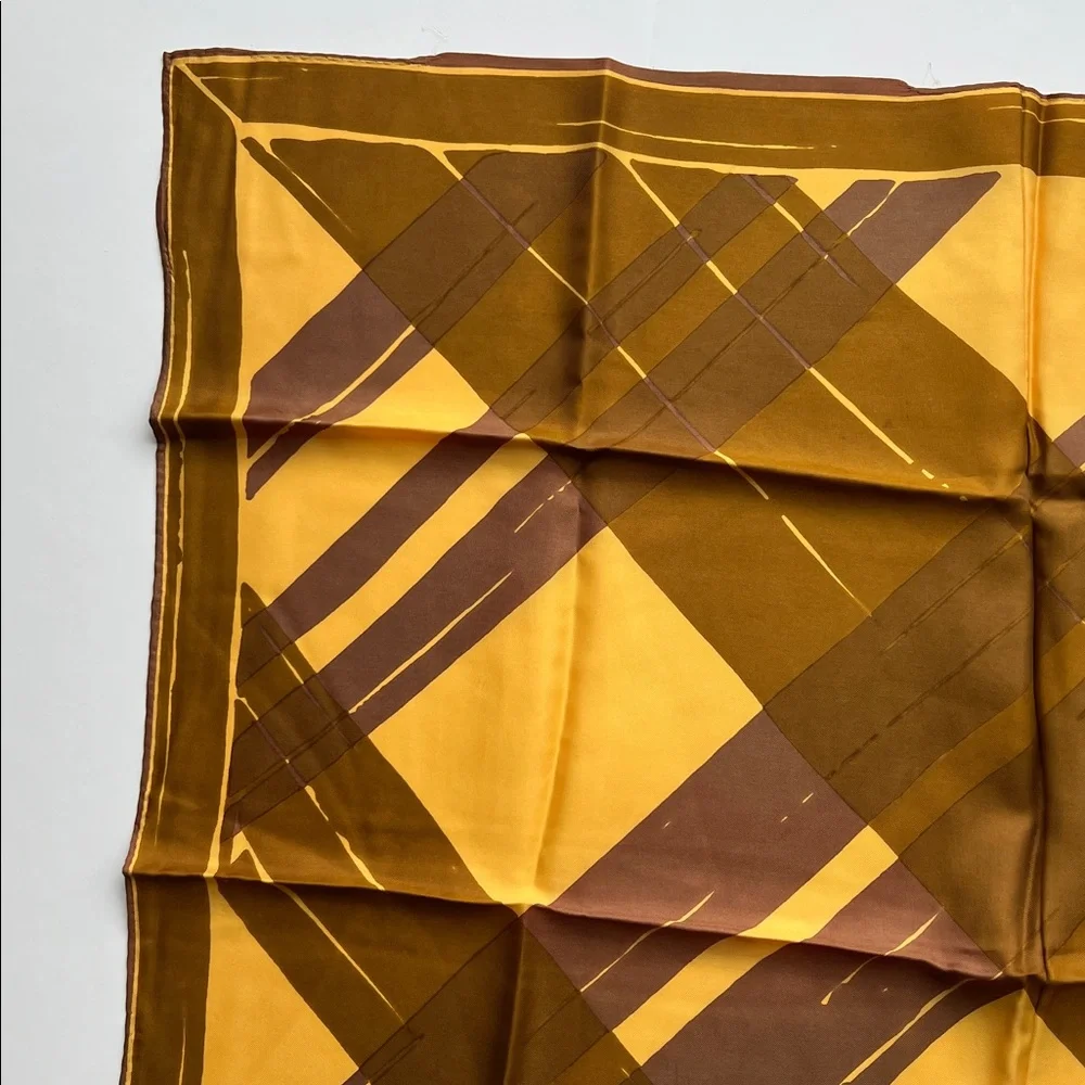 Vintage Vera Neumann square deadstock mustard / brown scarf large Logo